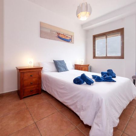 Casa Elin-Shared Pool, Fast Wifi Villa Costa Teguise Exteriör bild